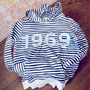 The GAP Blue and white hoodie sweat-Shirt